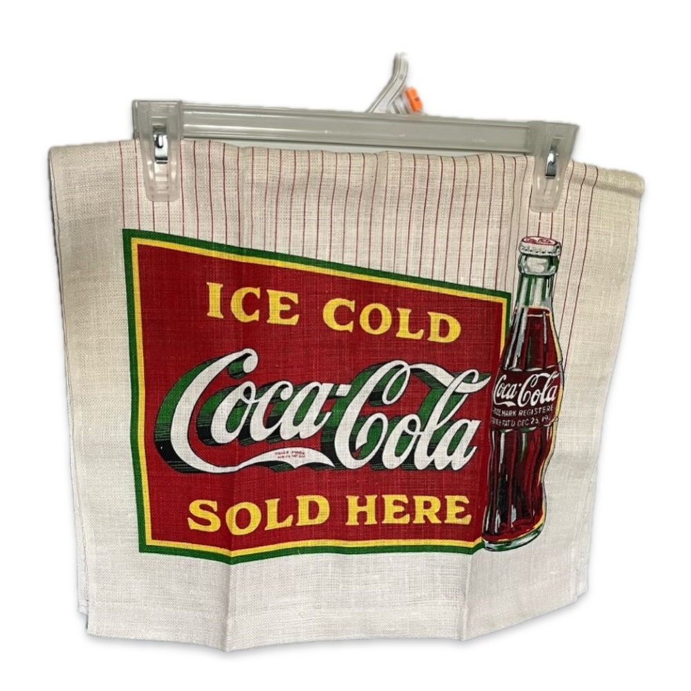 Set of 2 90’s Coca Cola vintage style linen towels